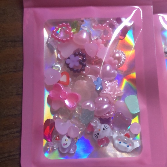 Sanrio nail charm bags - Picture 3 of 3